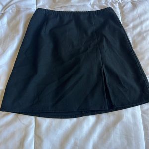 Aritzia Black Mini skirt